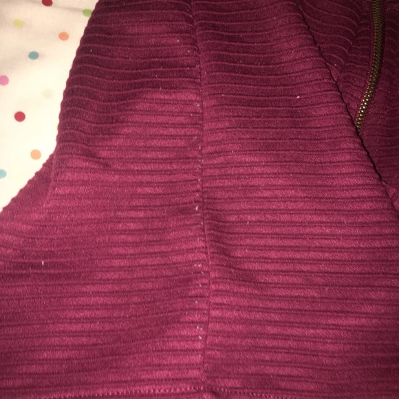 Maroon Skirt - Picture 3 of 4